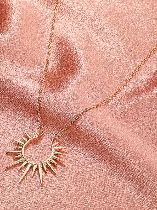 Solstice Pendant Necklace Golden / One Size